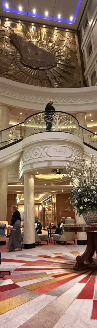 Beeindruckende Schiffsarchitektur